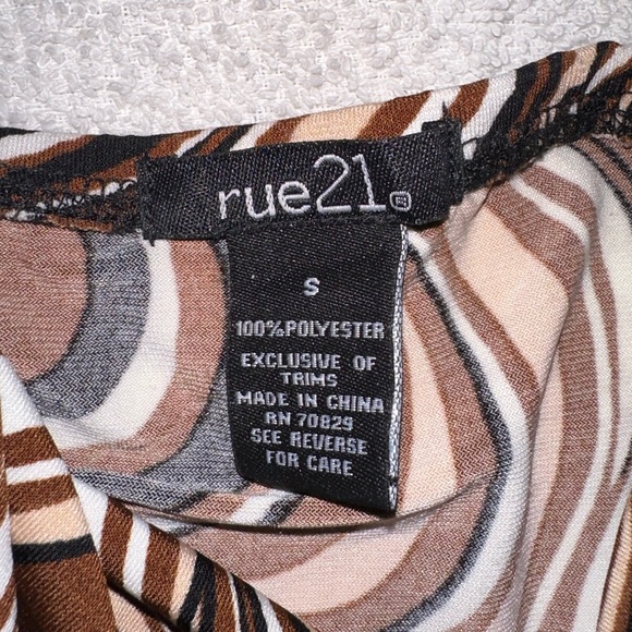 Cow neck body suit - Picture 3 of 3